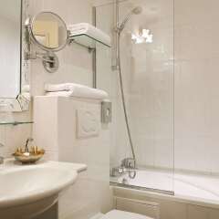 Отель Timhotel Tour Montparnasse ванная