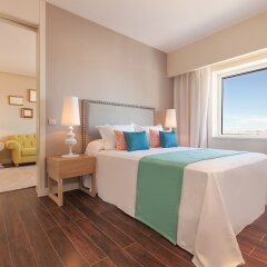 Апартаменты Home Club Torre Madrid Apartments Мадрид комната для гостей фото 2