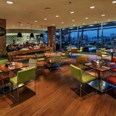 Radisson Blu Iveria Hotel, Tbilisi Тбилиси гостиничный бар