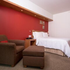 Отель Hampton Inn by Hilton Guadalajara/Expo Jalisco Mexico комната для гостей фото 5