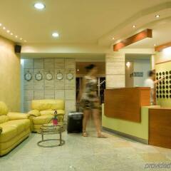 Axos Hotel интерьер отеля