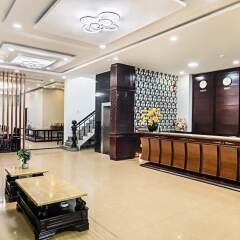 Crown Hotel