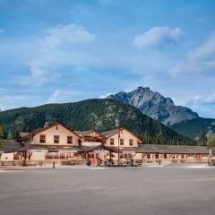 Отель Banff Caribou Lodge and Spa фото 8