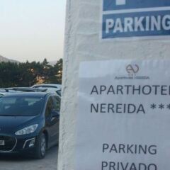 Отель Nereida Aparthotel городской автобус