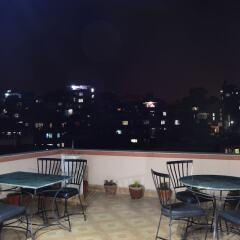 Отель Famous House Kathmandu Непал, Катманду - отзывы, цены и фото номеров - забронировать отель Famous House Kathmandu онлайн бассейн фото 2