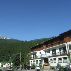 Отель Baita Fanti Ski & Bike парковка