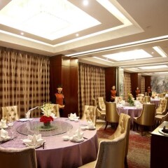 New Era Hotel