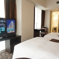 Отель Solaria Nishitetsu Hotel Ginza Япония, Токио - отзывы, цены и фото номеров - забронировать отель Solaria Nishitetsu Hotel Ginza онлайн удобства в номере фото 2