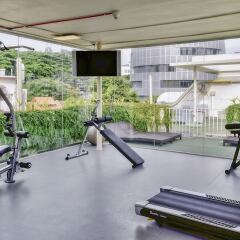 Отель RedDoorz near Tiong Bahru Road фитнесс-зал