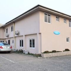 Отель Adis Hotels Ibadan Нигерия, Ибадан - отзывы, цены и фото номеров - забронировать отель Adis Hotels Ibadan онлайн парковка