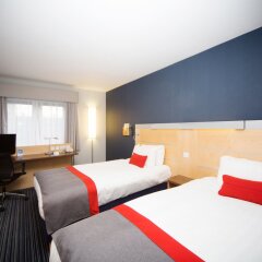 Отель Holiday Inn Express Edinburgh – Royal Mile Великобритания, Эдинбург - 1 отзыв об отеле, цены и фото номеров - забронировать отель Holiday Inn Express Edinburgh – Royal Mile онлайн комната для гостей фото 3