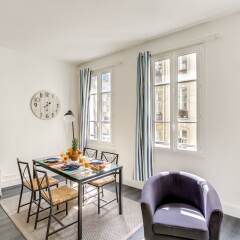 Апартаменты Louvre - Saint Honore Area Apartment комната для гостей фото 3