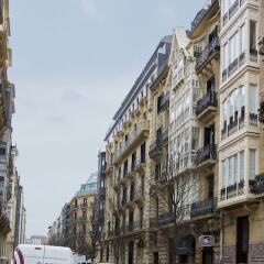 Апартаменты Prim Suite Apartment by FeelFree Rentals