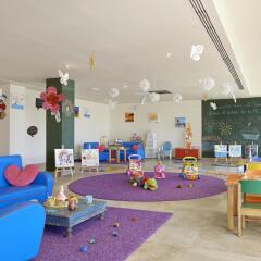Отель ME Ibiza - The Leading Hotels of the World детские мероприятия