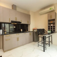 OYO 779 Aisha Hotel And Apartment Ханой в номере