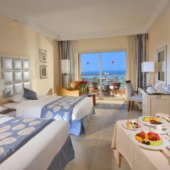 Отель Tropitel Sahl Hasheesh Resort Египет, Хургада - 3 отзыва об отеле, цены и фото номеров - забронировать отель Tropitel Sahl Hasheesh Resort онлайн комната для гостей фото 4