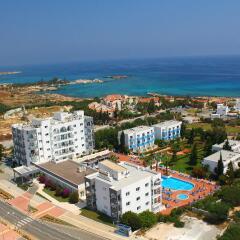 Отель Paramount Aparthotel Кипр, Протарас - отзывы, цены и фото номеров - забронировать отель Paramount Aparthotel онлайн бассейн фото 3