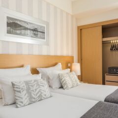 Dom Jose Beach Hotel сейф в номере