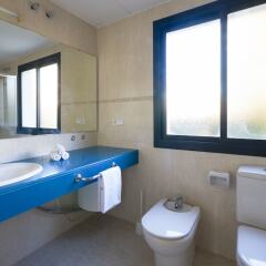 Отель Apartamentos Checkin Beatrix ванная фото 2