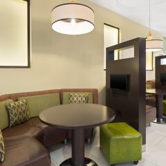 Отель Courtyard by Marriott Kingston, Jamaica комната для гостей фото 4