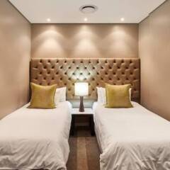 Mandela Rhodes Place Hotel 4* Улучшенные апартаменты с 2 отдельными кроватями фото 23