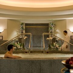 Отель Four Seasons Hotel Riyadh Саудовская Аравия, Эр-Рияд - отзывы, цены и фото номеров - забронировать отель Four Seasons Hotel Riyadh онлайн бассейн фото 2