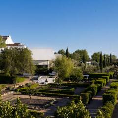 Convento do Espinheiro, Historic Hotel & Spa Эвора приотельная территория