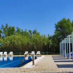 Отель Torre Rinalda Camping Village Лечче бассейн