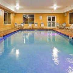Отель Holiday Inn Express & Suites Somerset Central бассейн фото 3