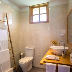 Отель Topas Ecolodge Шапа ванная