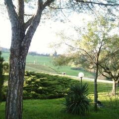 Отель Agriturismo Casale Il Gallo Bianco Озимо пляж