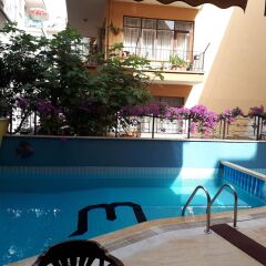 Musti Apart Hotel бассейн