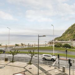Отель Zurriola Suites 2 by Forever Rentals Испания, Сан-Себастьян - отзывы, цены и фото номеров - забронировать отель Zurriola Suites 2 by Forever Rentals онлайн пляж