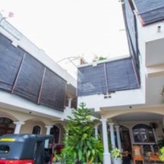 Отель Angel Inn Guest House городской автобус