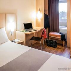 Отель ibis Toulouse Pont Jumeaux Франция, Тулуза - отзывы, цены и фото номеров - забронировать отель ibis Toulouse Pont Jumeaux онлайн удобства в номере