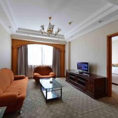 Отель The Overseas Chinese Building Hotel Китай, Шэньчжэнь - отзывы, цены и фото номеров - забронировать отель The Overseas Chinese Building Hotel онлайн комната для гостей фото 5