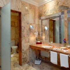 Отель Royal Mirage Deluxe Марокко, Марракеш - 1 отзыв об отеле, цены и фото номеров - забронировать отель Royal Mirage Deluxe онлайн ванная фото 2