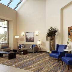Отель Embassy Suites Los Angeles - International Airport/North США, Лос-Анджелес - отзывы, цены и фото номеров - забронировать отель Embassy Suites Los Angeles - International Airport/North онлайн комната для гостей