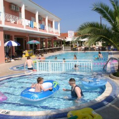 Отель Angelina Hotel & Apartments Греция, Корфу - отзывы, цены и фото номеров - забронировать отель Angelina Hotel & Apartments онлайн детские мероприятия фото 2