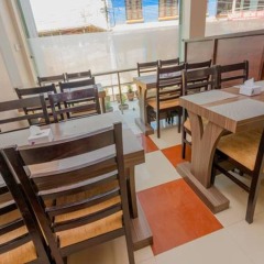 Отель OYO 136 Hotel Om Plaza Непал, Катманду - отзывы, цены и фото номеров - забронировать отель OYO 136 Hotel Om Plaza онлайн гостиничный бар