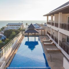 Отель R-Con Sea Terrace Таиланд, Паттайя - отзывы, цены и фото номеров - забронировать отель R-Con Sea Terrace онлайн бассейн фото 4