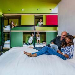 Отель Hôtel Yooma Urban Lodge Франция, Париж - 1 отзыв об отеле, цены и фото номеров - забронировать отель Hôtel Yooma Urban Lodge онлайн интерьер отеля фото 2