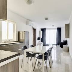 Апартаменты The Village Apartments питание