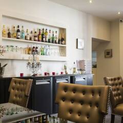 Hotel The Originals des Princes Strasbourg Centre (ex Qualys-Hotel) гостиничный бар