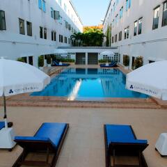Отель Ambassador City Jomtien Pattaya - Inn Wing На Чом Тхиан бассейн