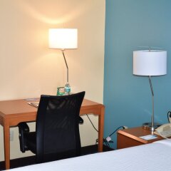 Отель Fairfield Inn & Suites by Marriott Albuquerque Airport удобства в номере