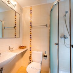 Гостиница Евроотель Украина, Львов - 7 отзывов об отеле, цены и фото номеров - забронировать гостиницу Евроотель онлайн ванная