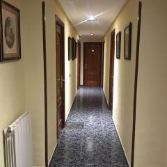 Отель Hostal Conchita Legazpi Испания, Мадрид - отзывы, цены и фото номеров - забронировать отель Hostal Conchita Legazpi онлайн интерьер отеля фото 3