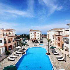 Отель Oracle Exclusive Resort бассейн фото 3