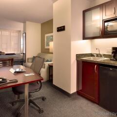 Отель Radisson Hotel New York Midtown-Fifth Avenue США, Нью-Йорк - 1 отзыв об отеле, цены и фото номеров - забронировать отель Radisson Hotel New York Midtown-Fifth Avenue онлайн в номере